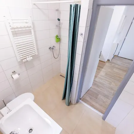 Plzeňská 465 Appartamento Praga