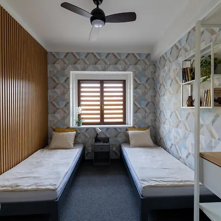 Apartment Vousata Dama - Ps3 - Parking Free *