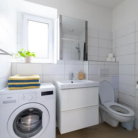 Vousata Dama - Ps3 - Parking Free