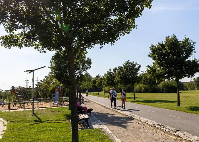 Plzeňská 465 *