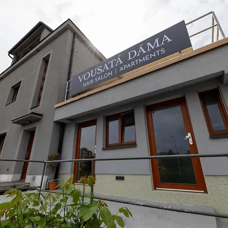 Vousata Dama * Praga
